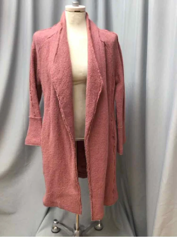 TAHARI SIZE MEDIUM Ladies COAT